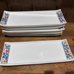 縦長食器まとめて12枚三種類の画像