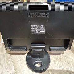 MITSUBISHI ディスプレイ　モニターの画像
