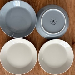 イッタラ　ティーマ　21cm17cm 各４枚、計８枚セットの画像