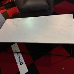 ソファー&
長テーブルの画像