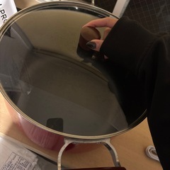 大きい鍋の画像