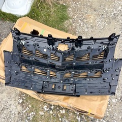 トヨタ アルファード 30系 後期 AGH30 フロントグリル ラジエーターグリル 53114-58110の画像