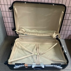 高級イタリア🇮🇹ブランド🔴バレンチノ🔴大型スーツケース85.50.35の画像