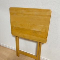 天然木　折りたたみテーブルの画像