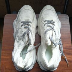 新品 27cm メンズ スニーカー ホワイト 厚底 シューズ 普段着 識別番号:【N493-S】の画像