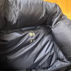 ユニクロ　ウルトラライトダウン　メンズL ネイビーの画像