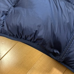 ユニクロ　ウルトラライトダウン　メンズL ネイビーの画像
