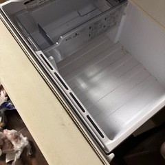 AQUA 冷蔵庫 AQR-SV24H(W) 238L 2019年製の画像