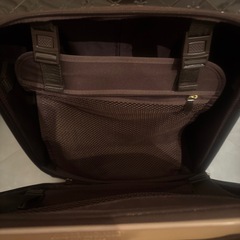 お洒落なキャリーケースの画像