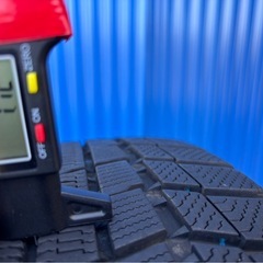  18インチ　スタッドレスタイヤ　4本　5穴の画像