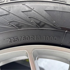  18インチ　スタッドレスタイヤ　4本　5穴の画像