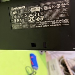 Lenovo モニターLT2321xwdの画像