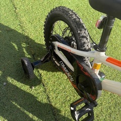 コメンサル子供自転車の画像