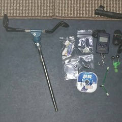 タマン竿と釣具13点セットの画像