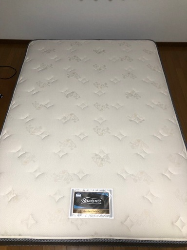 美品シモンズマット