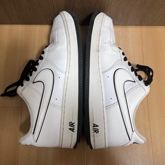 NIKE エアフォース１ ブラック ホワイト 28cmの画像