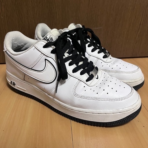 NIKE エアフォース１ ブラック ホワイト 28cm