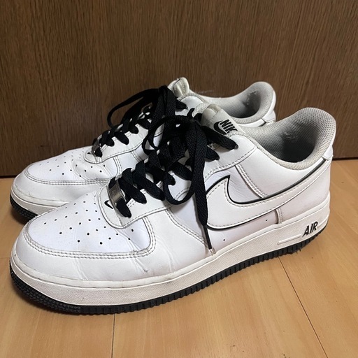 NIKE エアフォース１ ブラック ホワイト 28cm