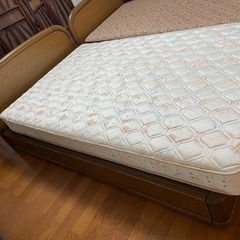 セミダブル　シングルベッド 木製の画像