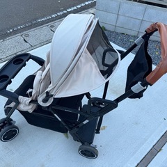二人乗りベビーカーの画像