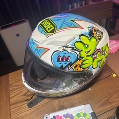 SHOEI z8 フルフェイス　MURAL XLサイズの画像