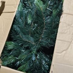 【購入者候補あり】ONCOR クリスマスツリー☆180cm☆　ライト・オーナメント付きの画像