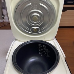 炊飯器3合の画像