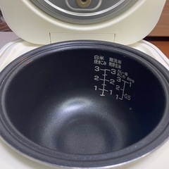 炊飯器3合の画像