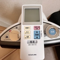 コイズミ 温冷風 ファンヒーターの画像