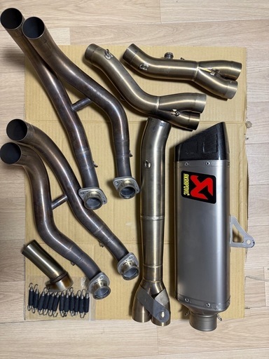 隼　アクラポビッチ　レーシングライン　フルエキゾースト　GSX1300R