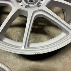 ヴァリノ17インチホイール2本
の画像