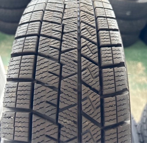 バリ山　ダンロップ ウィンターマックス03 スタッドレスタイヤ 165/70R13  