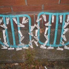 洗濯ハンガー　2個  縦32㎝横32.5㎝　折り畳みできます。の画像