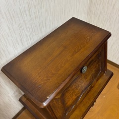 カリモク家具の画像