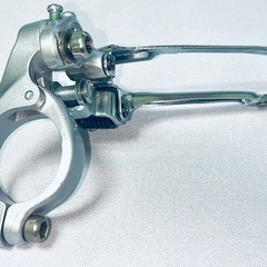 シマノ　SHIMANO フロントディレーラー の画像