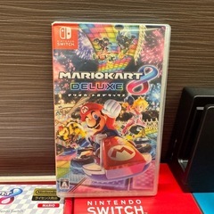 ニンテンドーSwitch マリオカートセット　ソフト 
Joy-Con　純正ハンドル4ヶ　スイッチ の画像