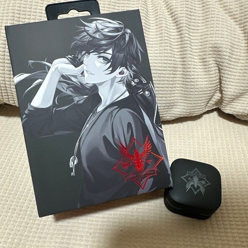 ローレン・イロアス AVIOT コラボイヤホン