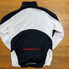 ロードバイク ウエア　冬用ジャケットの画像