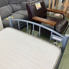 【リサイクルショップ ピカソ 小松原】✨🛏️【シンプルスチールフレーム シングルベッド】機能性快適すのこ＆マットレスセット グレー🛏️✨★4070★の画像