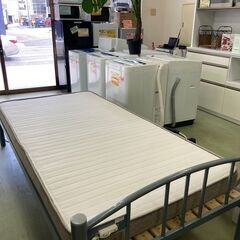 【リサイクルショップ ピカソ 小松原】✨🛏️【シンプルスチールフレーム シングルベッド】機能性快適すのこ＆マットレスセット グレー🛏️✨★4070★の画像