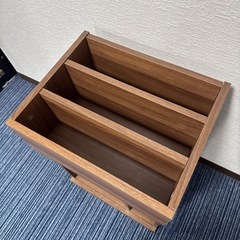 【幅40奥行き30高さ60】サイドテーブル　キャスター付き　の画像