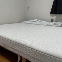 [一旦受付終了] ダブルベッドの画像