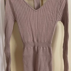 リップサービス　ニットの画像