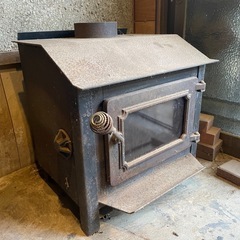 薪ストーブ　カナダ製　2重煙突付きの画像