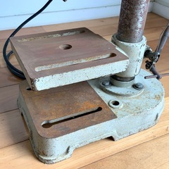 マキタ 卓上ボール盤 TB131 ５段変速 動作OKの画像