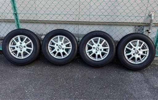 スタッドレスタイヤ、アルミホイール4本セット　軽トラ、軽バン　BRIDGESTONE W300 145/80 R12
