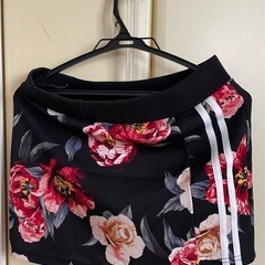 sneep dip 花柄タイトスカートの画像