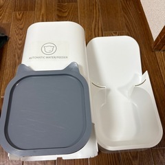 餌やり機の画像