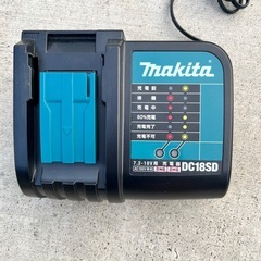 マキタ　芝刈り機の画像