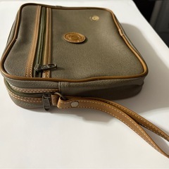 メンズクラッチバックの画像